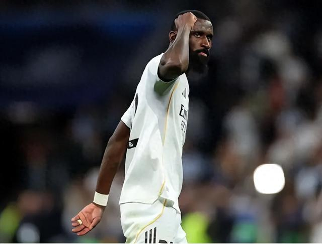 kaiyun网站-1年3次受伤！皇马33岁悍将重返巅峰：防死哈兰德 再当核心|吕迪格|曼城|欧冠|埃尔林-哈兰德|皇家马德里_新浪体育_新浪新闻