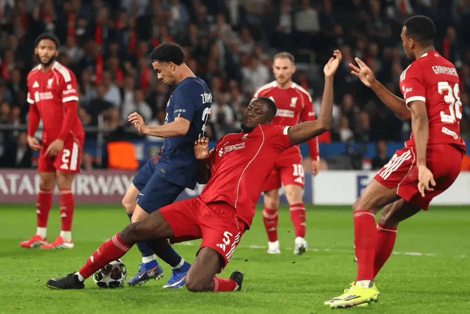 开云入口-杰拉德：首球科纳特本可在对抗中做更好，巴黎总能撕开防线